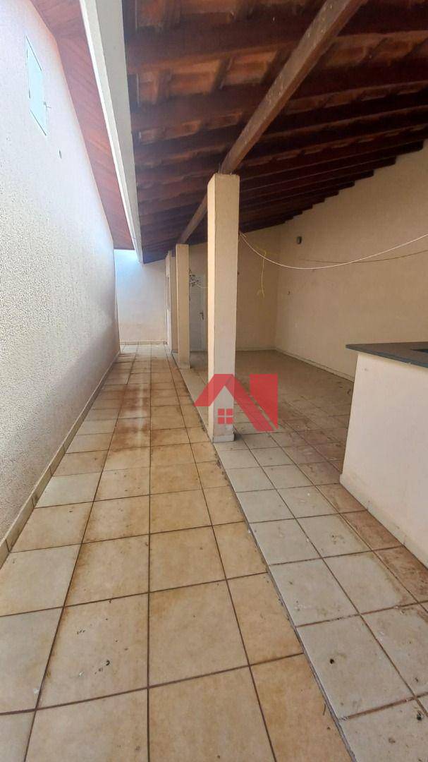 Casa à venda com 3 quartos, 173m² - Foto 14