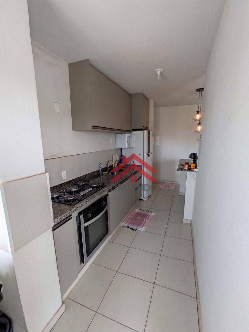 Apartamento à venda com 2 quartos, 51m² - Foto 2