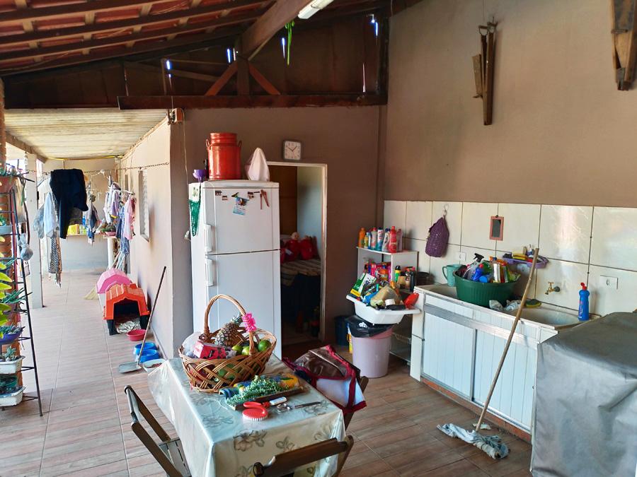 Chácara à venda com 2 quartos, 800m² - Foto 9