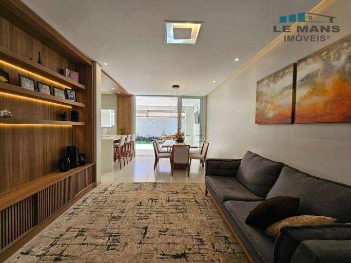 Casa de Condomínio à venda com 3 quartos, 207m² - Foto 4