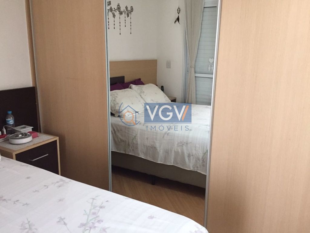 Apartamento à venda com 2 quartos, 62m² - Foto 5