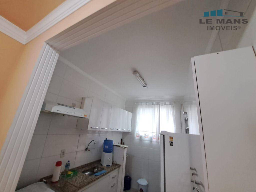 Apartamento à venda com 2 quartos, 46m² - Foto 4