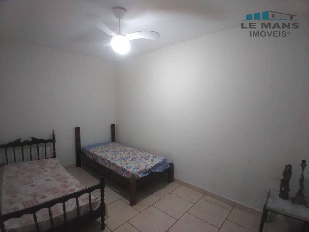 Chácara à venda com 3 quartos, 300m² - Foto 4