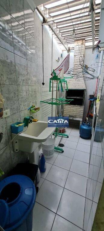 Sobrado à venda com 2 quartos, 80m² - Foto 9