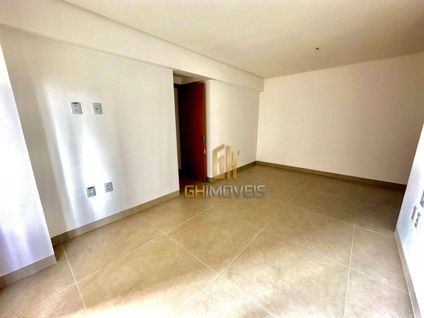 Apartamento à venda com 3 quartos, 116m² - Foto 17