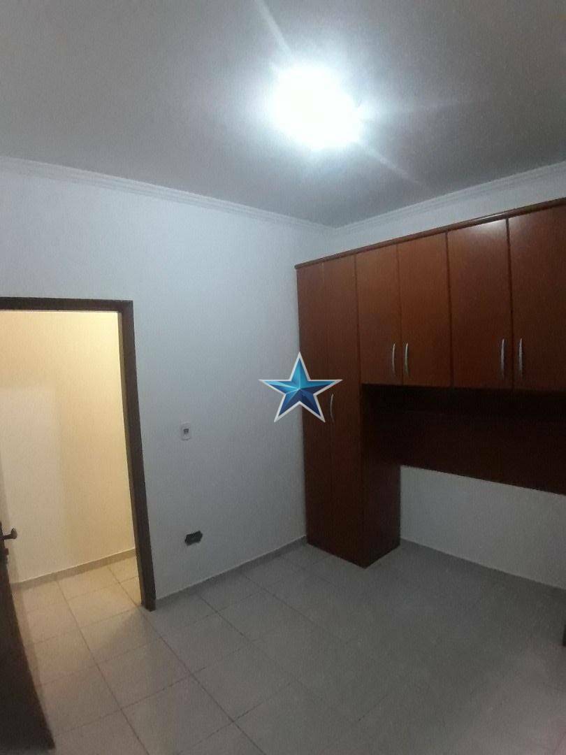 Casa à venda com 2 quartos, 130m² - Foto 6