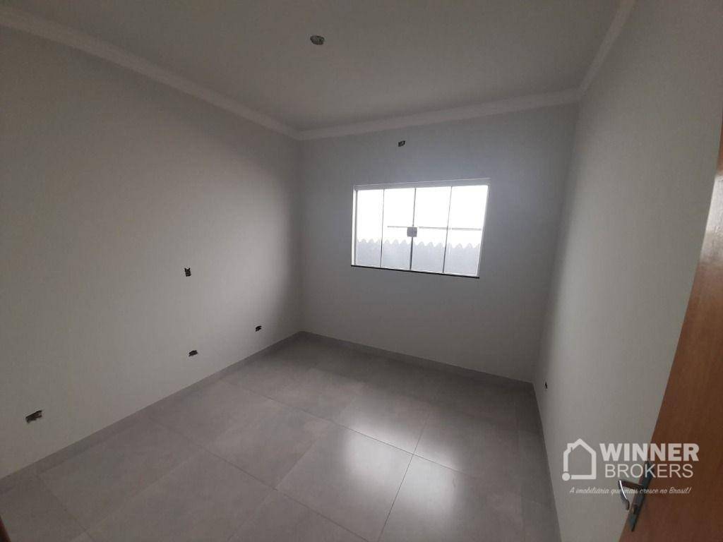 Casa à venda com 3 quartos, 99m² - Foto 11