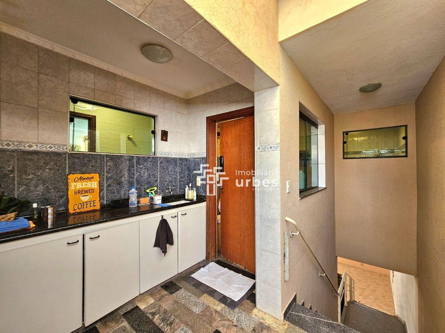 Casa à venda com 3 quartos, 411m² - Foto 29