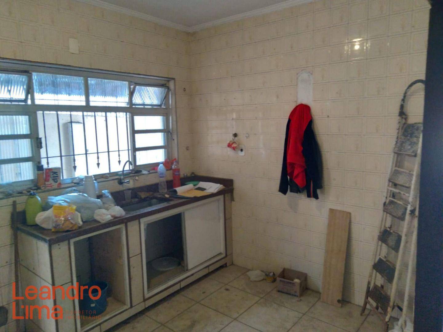 Casa à venda e aluguel com 3 quartos, 100m² - Foto 12