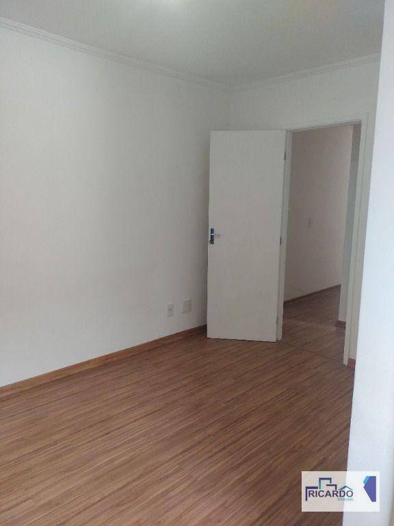 Apartamento à venda e aluguel com 2 quartos, 56m² - Foto 12