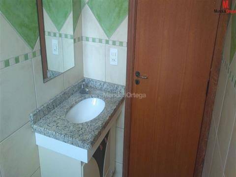 Apartamento para alugar com 2 quartos, 72m² - Foto 14