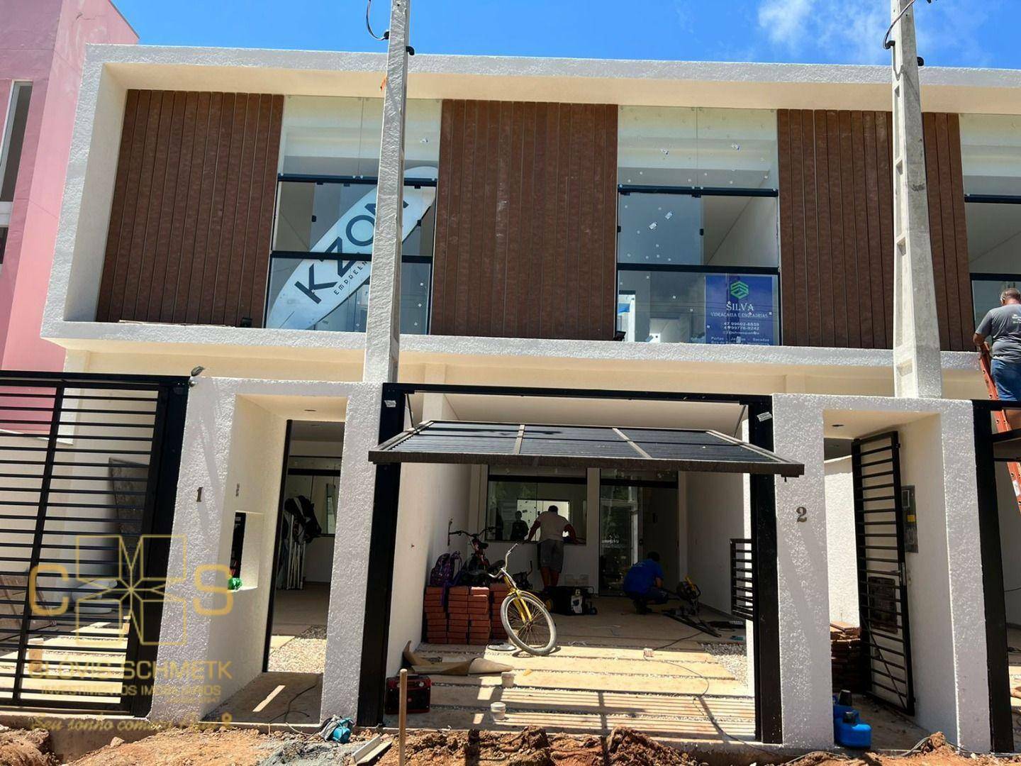 Sobrado à venda com 3 quartos, 130m² - Foto 1