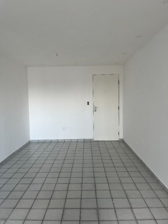 Apartamento à venda com 2 quartos, 68m² - Foto 10