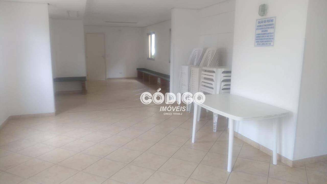 Apartamento à venda com 2 quartos, 50m² - Foto 19