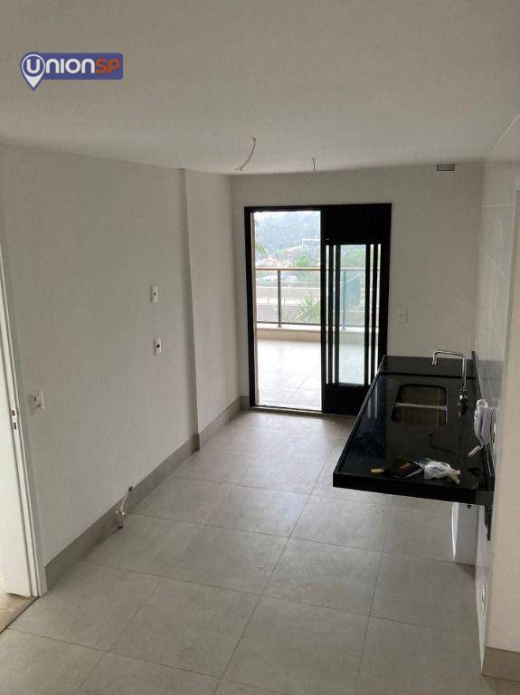 Apartamento à venda com 3 quartos, 195m² - Foto 25