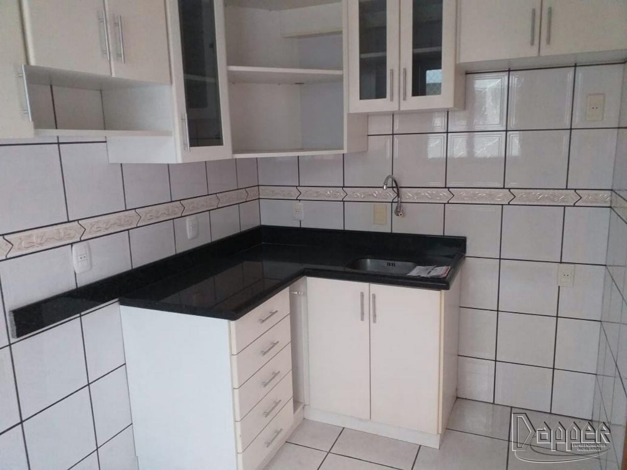 Apartamento à venda com 2 quartos, 75m² - Foto 4