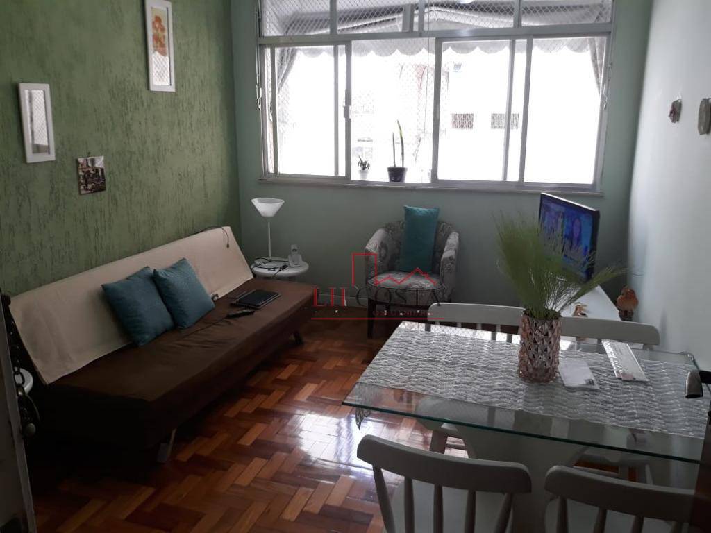 Apartamento à venda com 2 quartos, 67m² - Foto 1