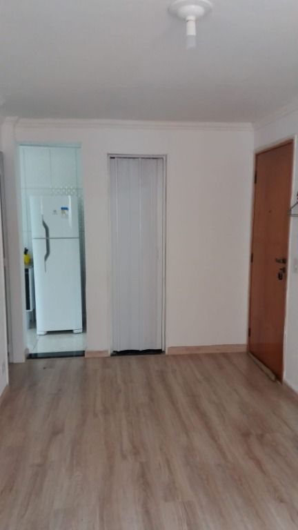 Apartamento à venda com 3 quartos, 55m² - Foto 3