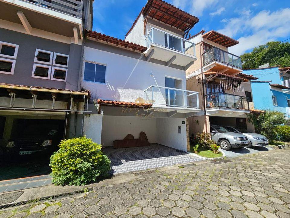 Casa de Condomínio à venda com 3 quartos, 140m² - Foto 1