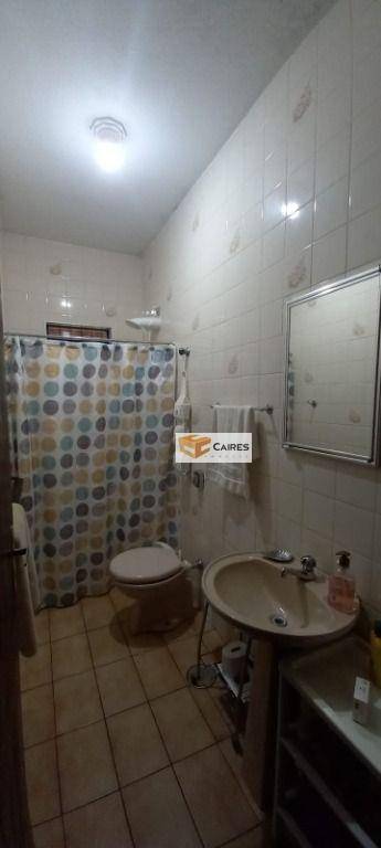 Chácara à venda com 3 quartos, 250m² - Foto 8