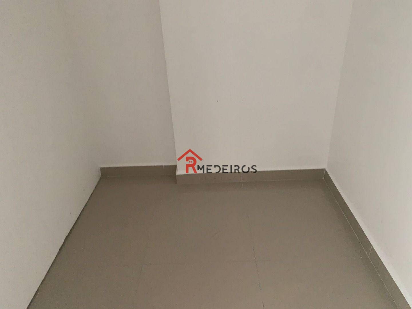 Apartamento para alugar com 2 quartos, 95m² - Foto 22