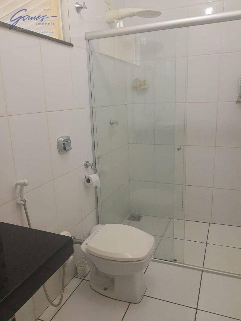 Casa à venda com 3 quartos, 60m² - Foto 12