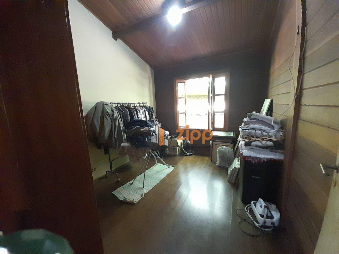 Casa à venda com 4 quartos, 196m² - Foto 36