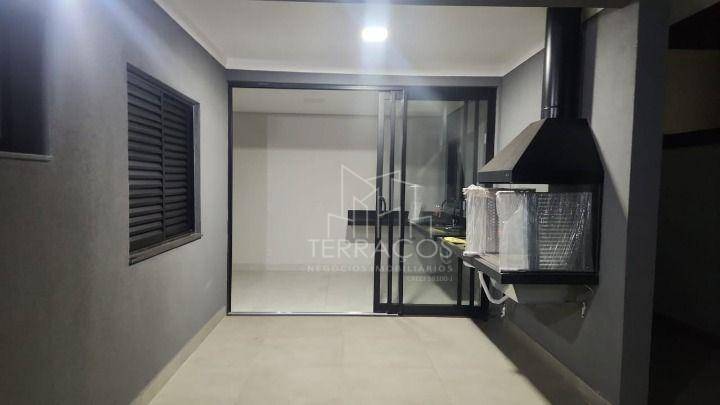 Casa de Condomínio à venda com 3 quartos, 140m² - Foto 2