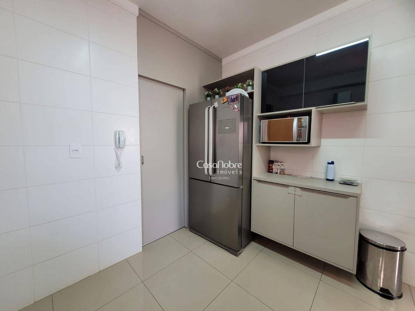 Apartamento à venda com 3 quartos, 171m² - Foto 21