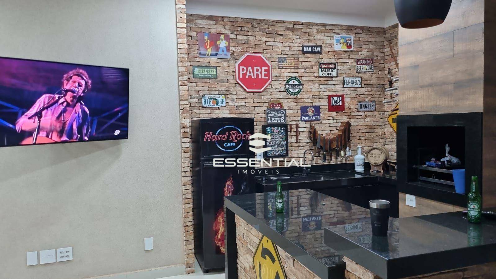 Casa de Condomínio à venda com 3 quartos, 232m² - Foto 1