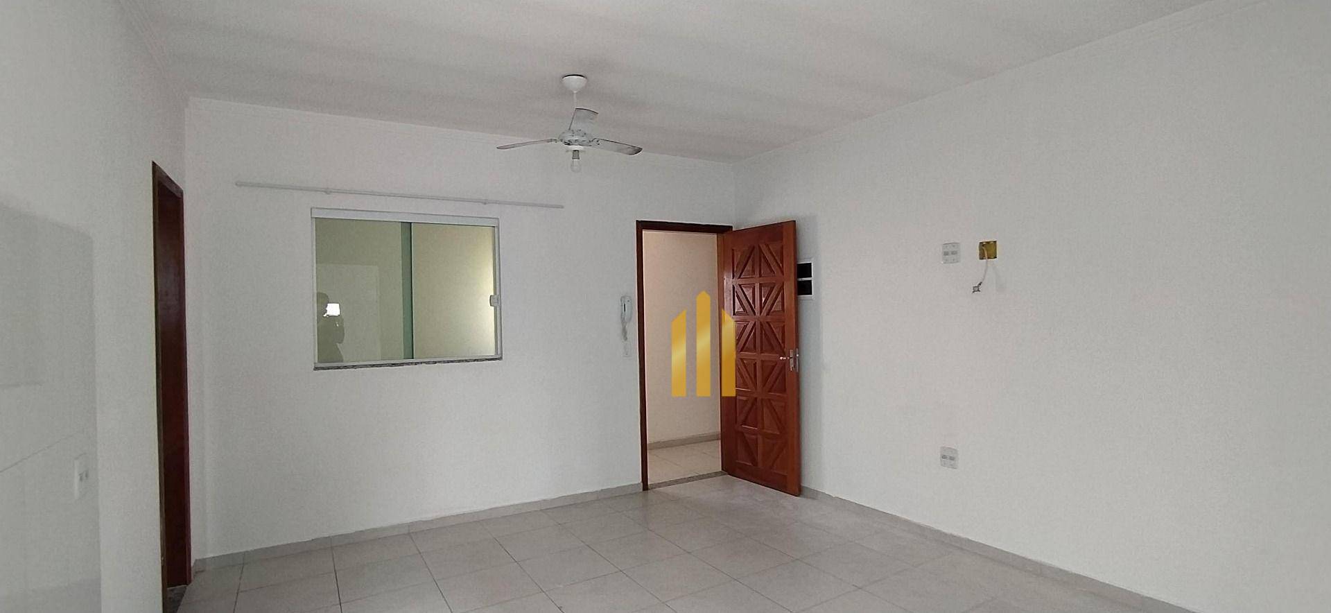 Apartamento para alugar com 1 quarto, 40m² - Foto 13