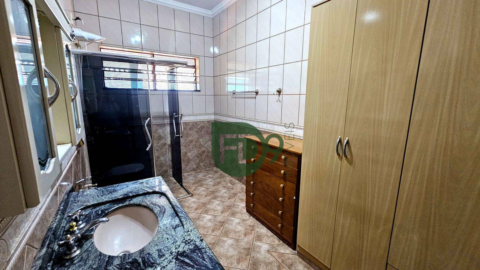 Chácara à venda com 6 quartos, 650M2 - Foto 42