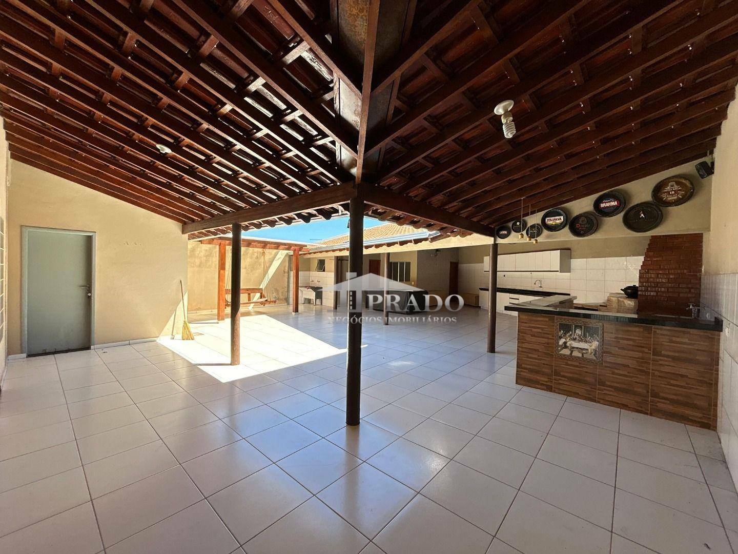 Casa para alugar com 4 quartos, 248m² - Foto 22