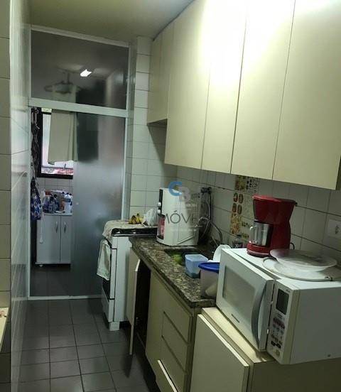 Apartamento para alugar com 2 quartos, 62m² - Foto 12