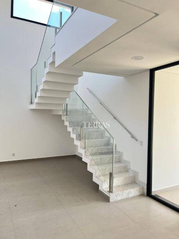 Casa de Condomínio à venda com 3 quartos, 246m² - Foto 10