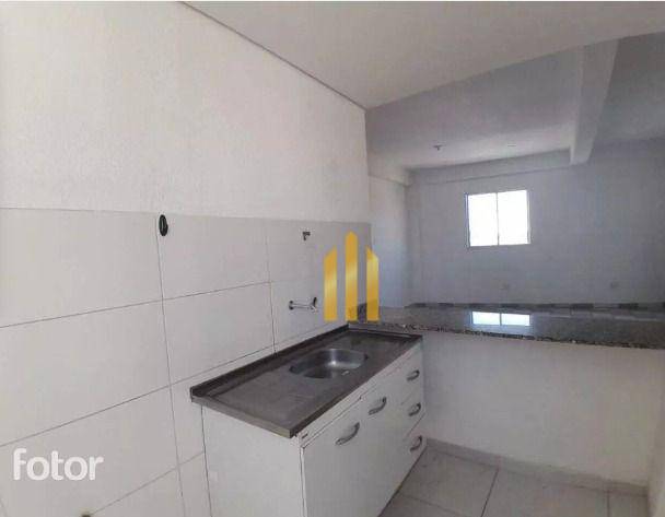 Apartamento para alugar com 2 quartos, 77m² - Foto 8