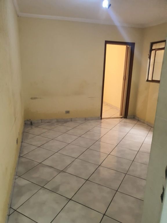 Sobrado à venda com 2 quartos, 115m² - Foto 3