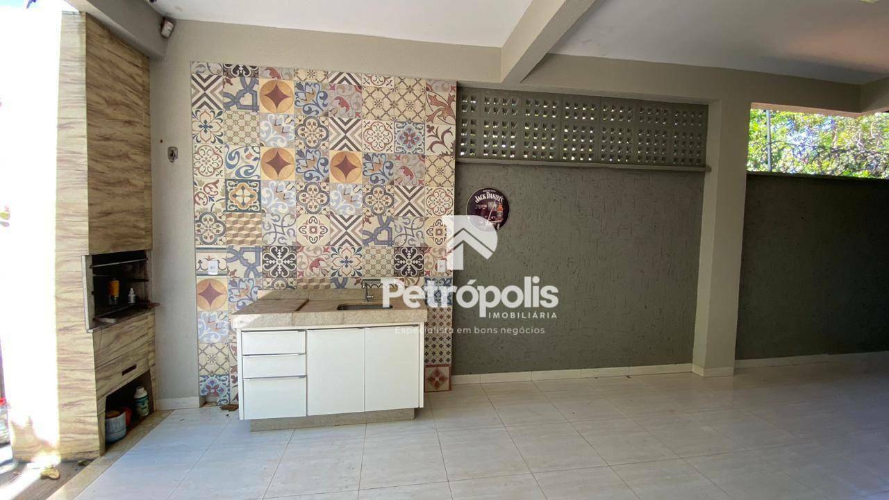 Casa à venda com 3 quartos, 180m² - Foto 25