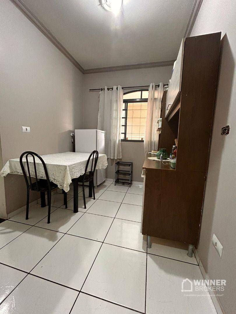 Casa à venda com 2 quartos, 80m² - Foto 9