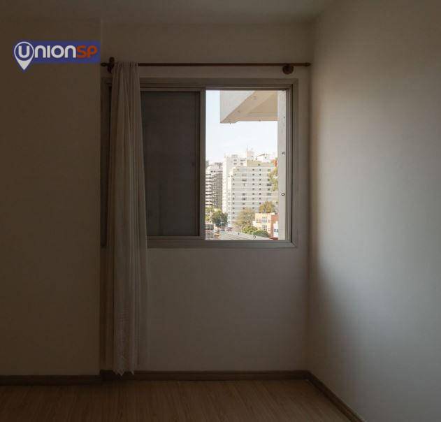 Apartamento à venda com 1 quarto, 45m² - Foto 9