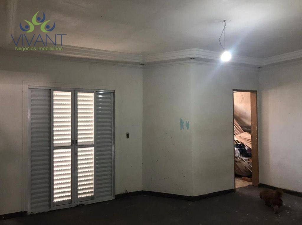 Sobrado à venda com 3 quartos, 297m² - Foto 3