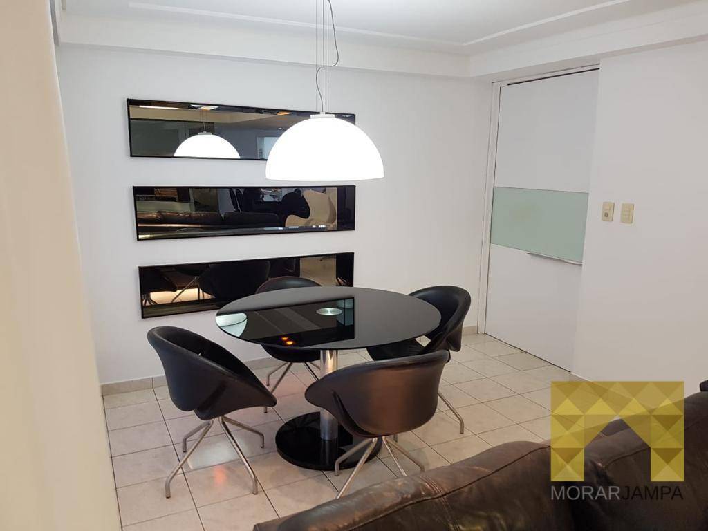 Apartamento à venda com 3 quartos, 150m² - Foto 4