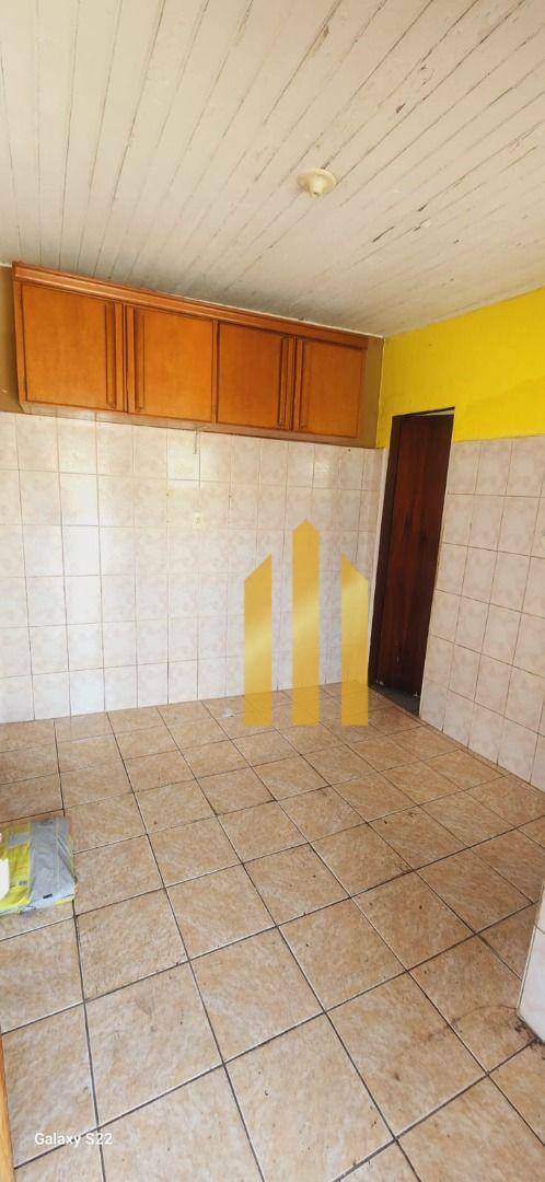 Casa para alugar com 1 quarto, 30m² - Foto 2