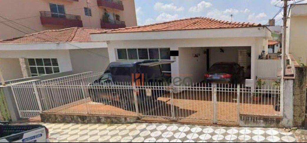 Casa, 3 quartos, 240 m² - Foto 1