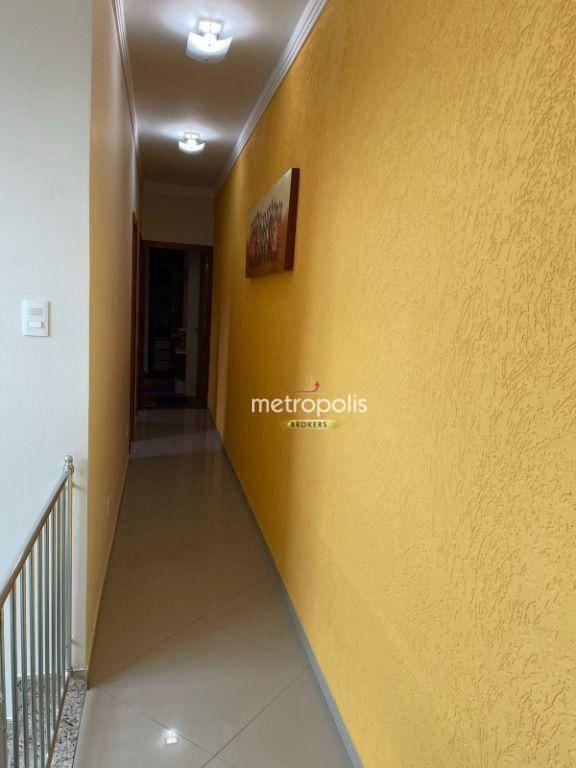 Sobrado à venda com 3 quartos, 200m² - Foto 11