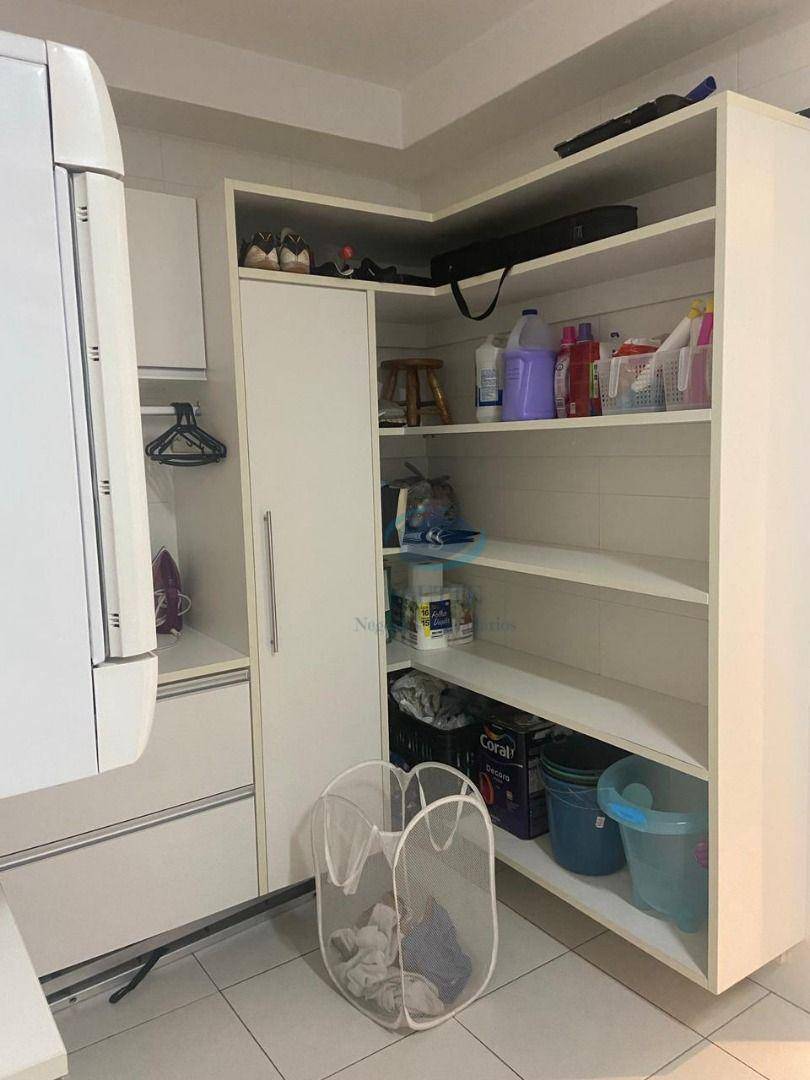 Apartamento à venda com 3 quartos, 265m² - Foto 25