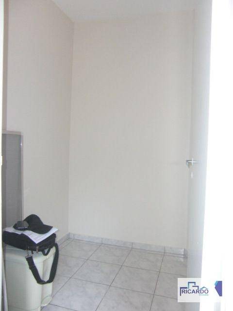 Apartamento à venda com 2 quartos, 78m² - Foto 29