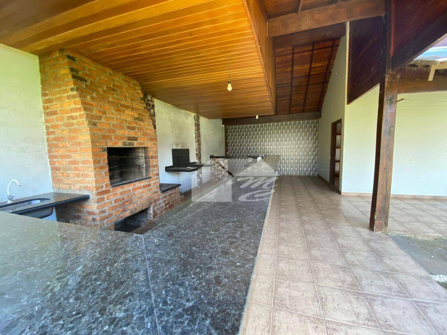 Casa à venda com 4 quartos, 250m² - Foto 30