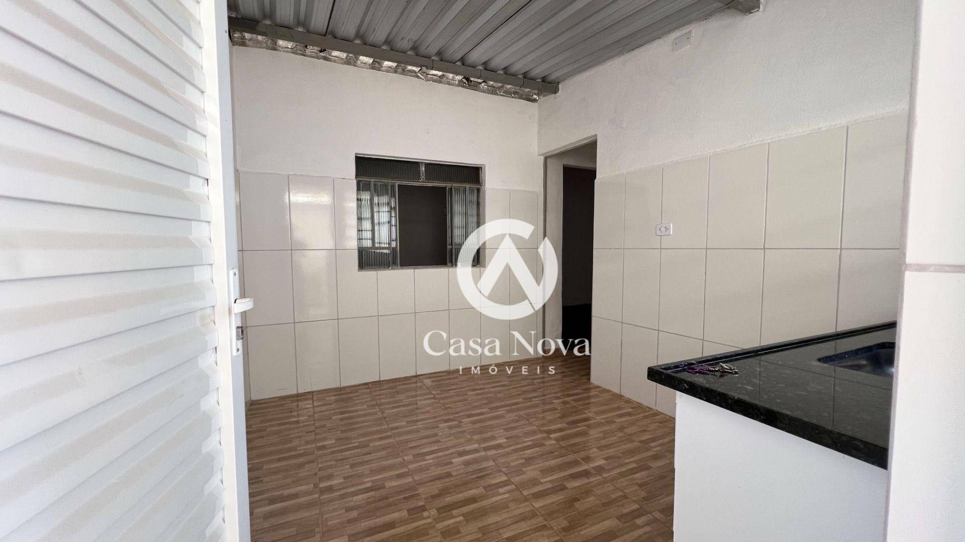 Casa à venda com 3 quartos, 100m² - Foto 8