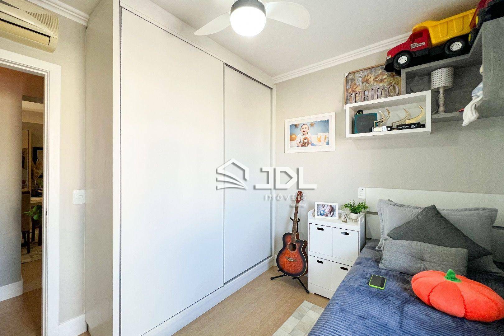 Apartamento à venda com 3 quartos, 138m² - Foto 32